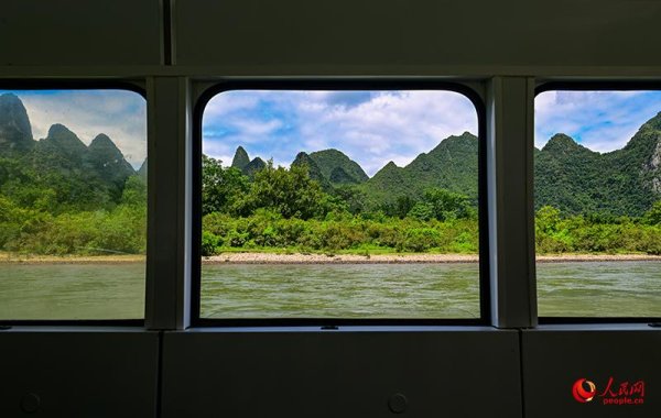 通盈配资 行进中国丨用取景框的方式打开漓江山水